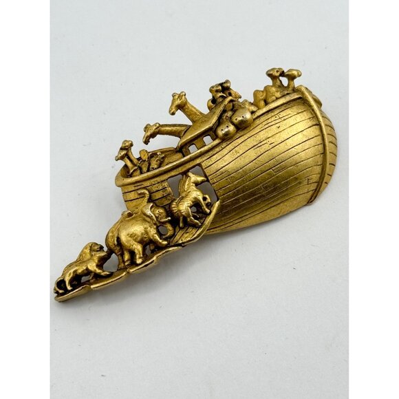 Vintage AJC Noah's Ark Brooch Pin - Picture 3 of 6